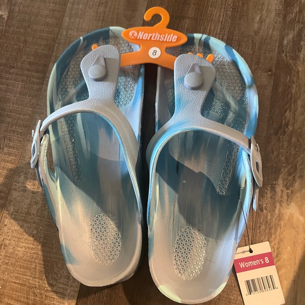 Women’s sandals